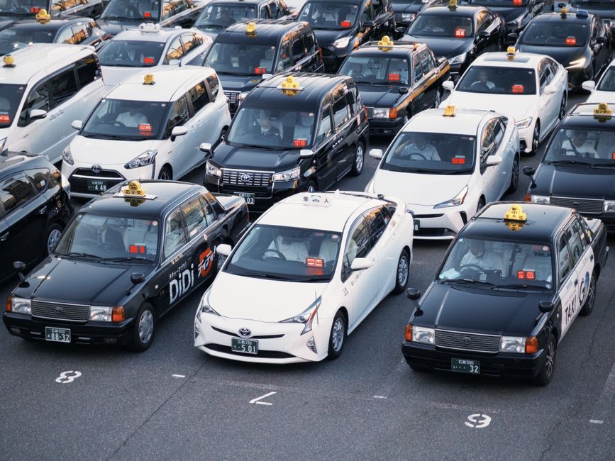 Tu auto a punto: Mantenimiento semanal para conductores Uber Didi