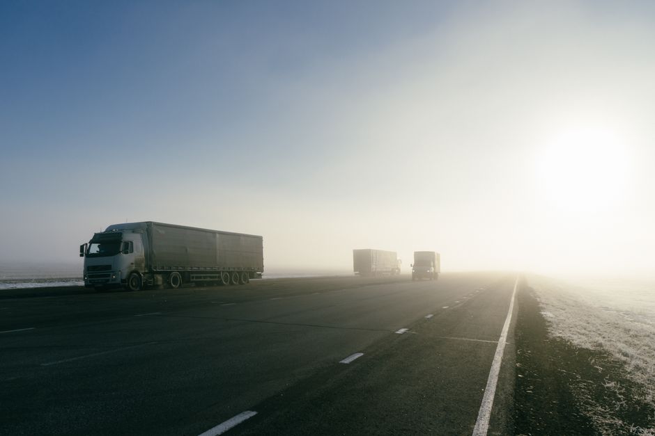 Transporte terrestre nacional: permisos y costos 2026
